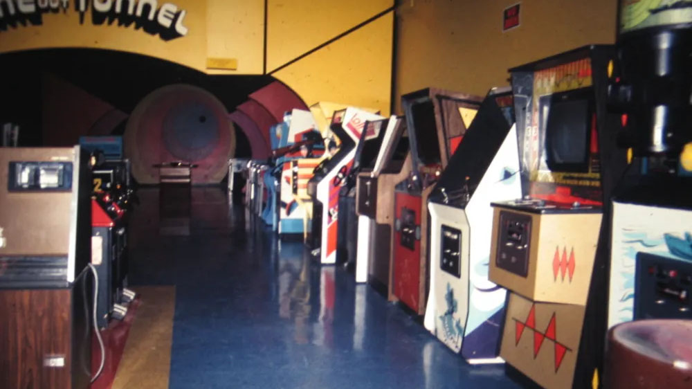 rise and fall of arcades 1980s time tunnel arcade